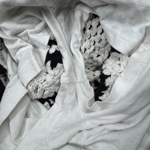 Urban Outfitters Granny Square Crochet Black White Boho Shorts Size Large - Picture 14 of 16